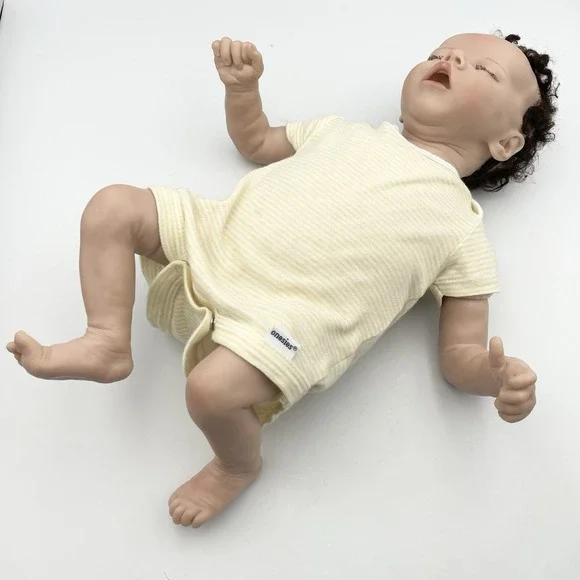 Realistic Reborn Style Baby Doll 16
