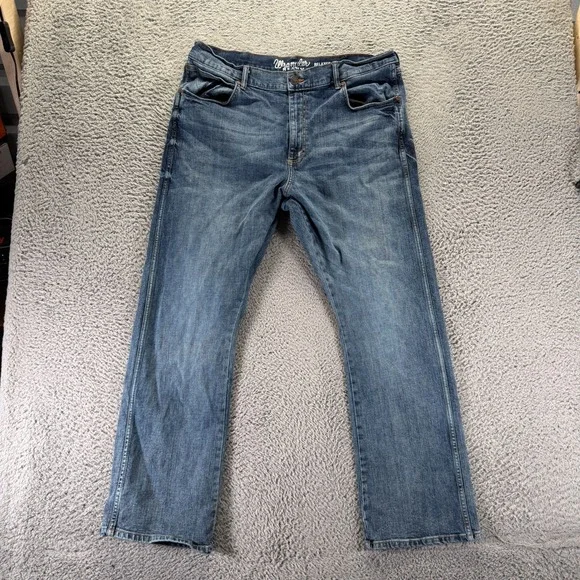 Wrangler Retro Jeans Mens 36x32 Blue Cotton Denim Bootcut Relaxed Faded Stretch