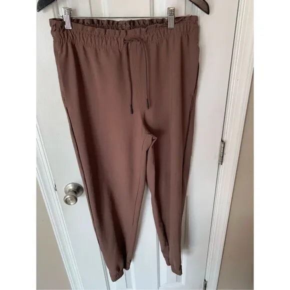 Athleta sweat pants workout pants or travel comfy pants size 8 joggers