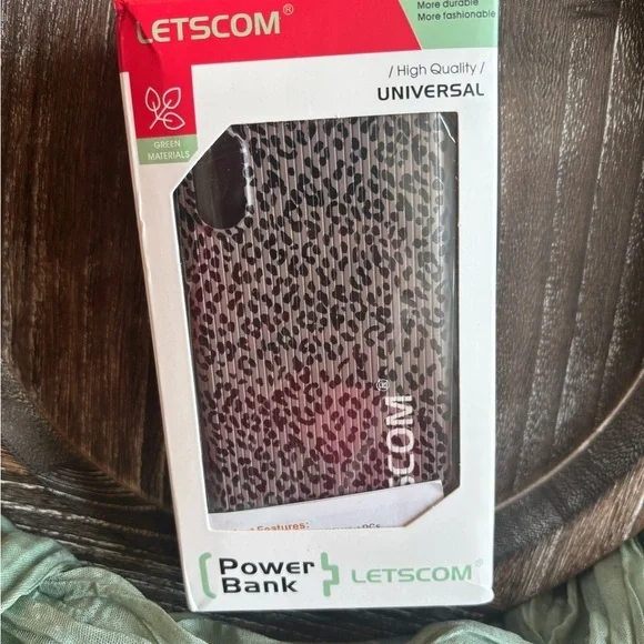 Leopard Print Portable Power Bank LESC0M Universal Phone Charger