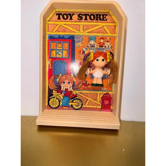 Vintage 1979 Knickerbocker Toy Co Dolly Pops Doll Toy‎ Store Playset with Figure