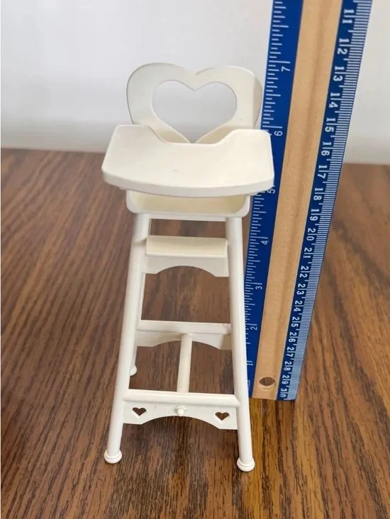 Vintage Mattel 1997 Barbie Krissy EATIN' FUN  High chair