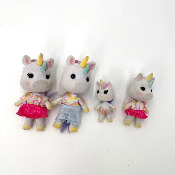 Honey Bee Acres Critter Family - Rainbow Ridge The Daydreamers -‎ Unicorn Set 4