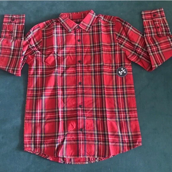 The Childrens Place Red Plaid Button-Up Shirt - NWT Size L
