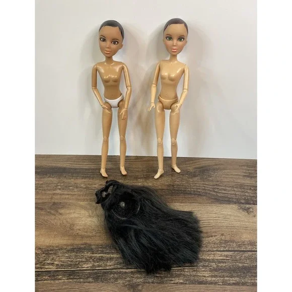 Lot Of 2 Spin Master Liv Dolls Dolls & Black Long Wig Brown Green Eyes Posable