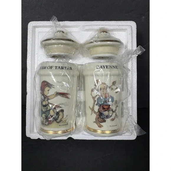 Vintage 1987 M.J. Hummel Spice Jars Cream of Tartar Cayenne New Set of 2
