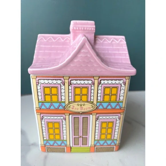 Vintage Avon Ceramic Tea Room Cottage House Canister Pink Roof Kitchen Decor Jar