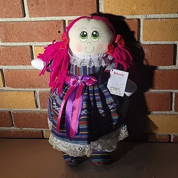 Nahanché Doll, 