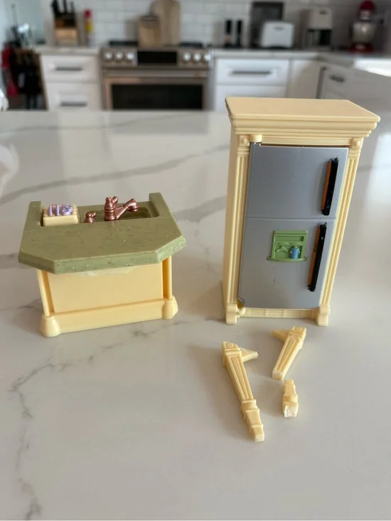 2008 Fisher Price Loving Family Kitchen Fridge Island Dollhouse Parts Repair