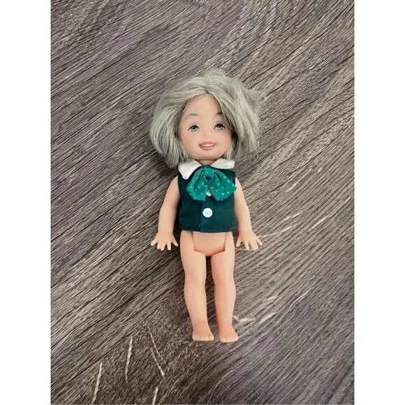 Barbie  Vintage Toys Alice in Wonderland Doll top In Green  4” 1994