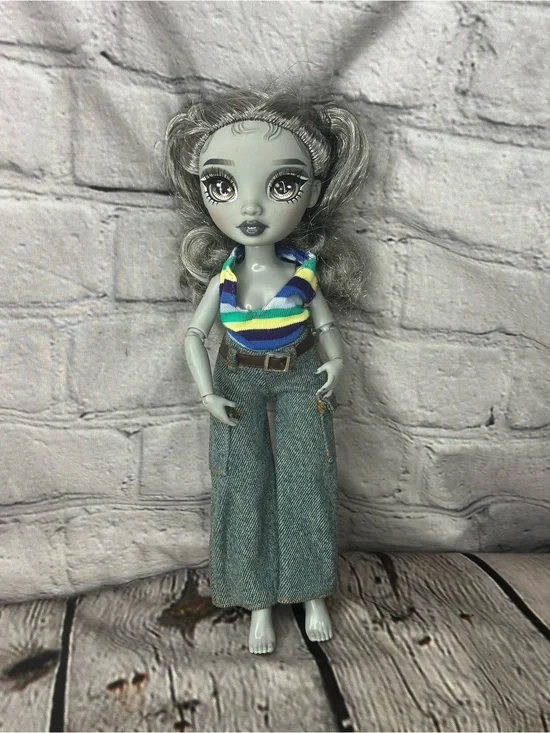 Rainbow High Shadow High Nicole Steel 10 Inch Doll Figure MGA Entertainment