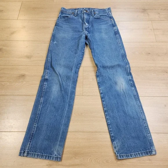 Wrangler 13MWZ Jeans Mens 30x32 Blue Medium Wash Cowboy Cut Straight Denim
