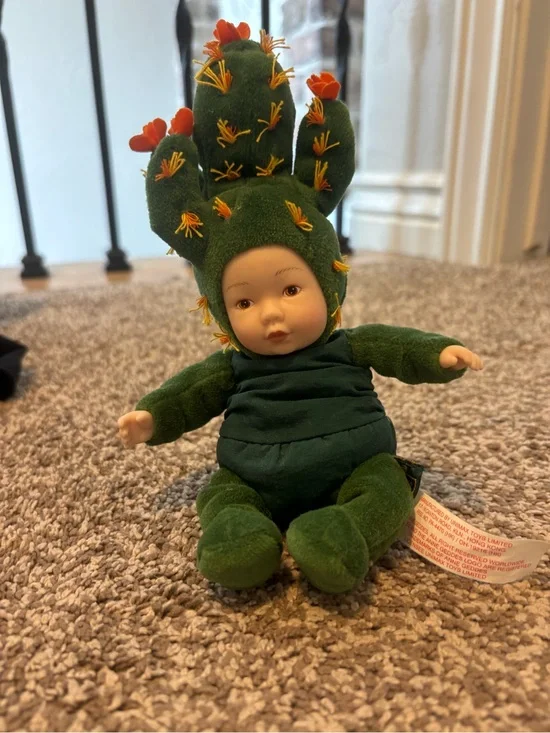 Green Cactus Baby Plush Cactus Costume Doll Anne Geddes collectible