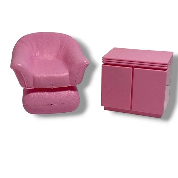 Vintage‎ Mattel 1987 Pink Living Room Chair And Cabinet
