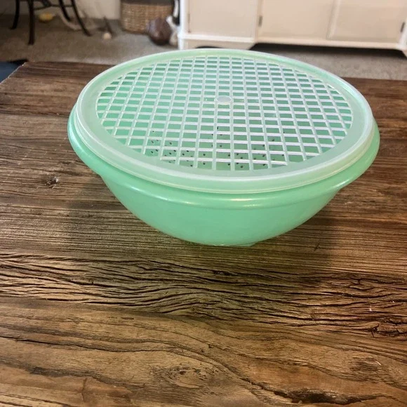 Vintage Tupperware Strainer‎ Colander Bowl Grid Lid, Wonderlier Bowl