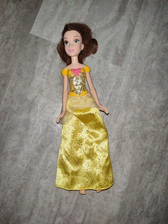 Disney Belle Doll 2018 Hasbro Royal Shimmer Beauty and the Beast Yellow Dress