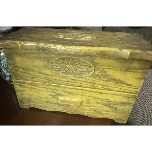 Vintage 1970s Harvest Gold Faux Wood‎ Recipe Box Sunflower Plastic Storage Chest