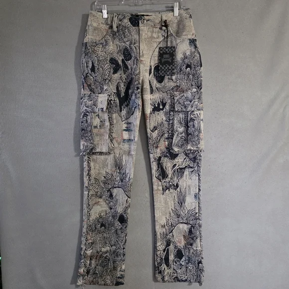 NWT Rebel Vengeance Mens Tapestry Cargo Jeans Skull AOP Size 28x33
