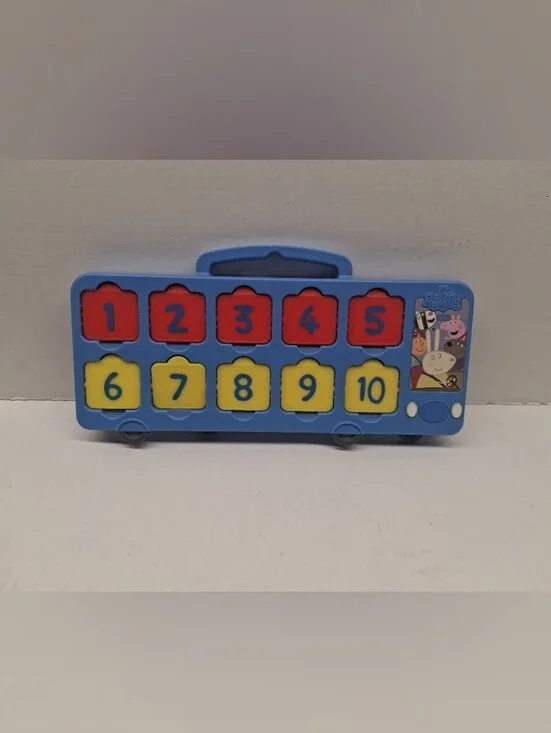 Peppa Pig's Interactive 123 Bus – Numbers 1 to 10 Preschool Counting Toy