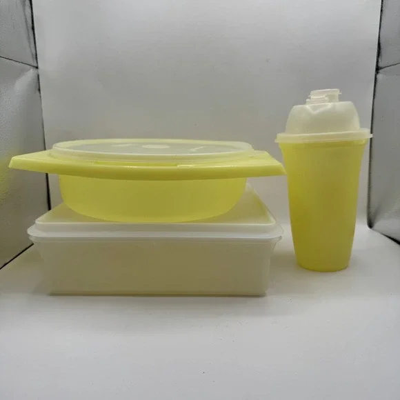 Tupperware Food Storage Set 3pc Yellow Sheer Rectangular Round‎ Shaker Vintage