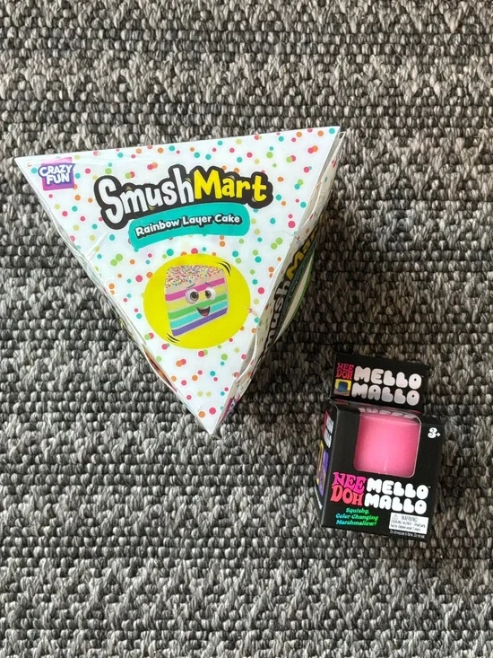 SmushMart Cake & Needoh