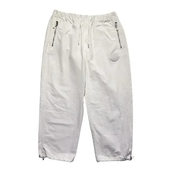 Adjustable waist logo patch pant