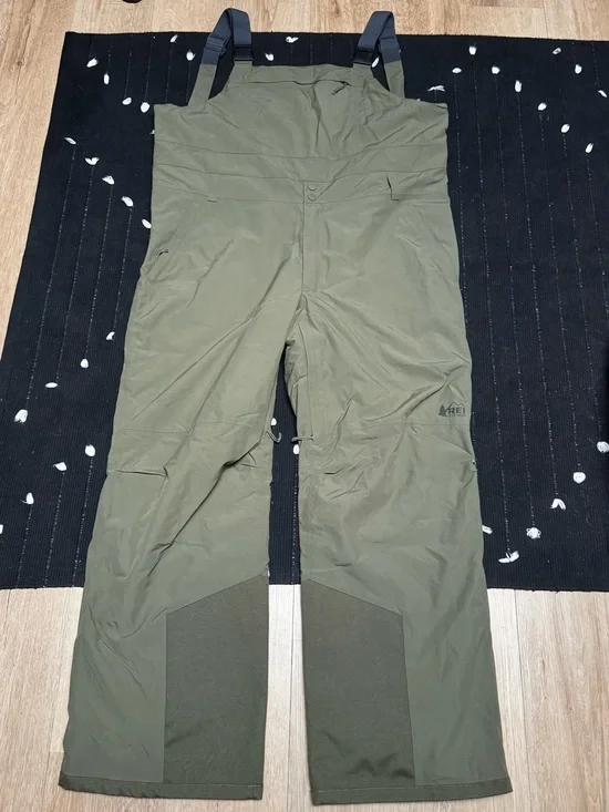 REI Men's Olive Green Bib Snow Joggers with Black Straps