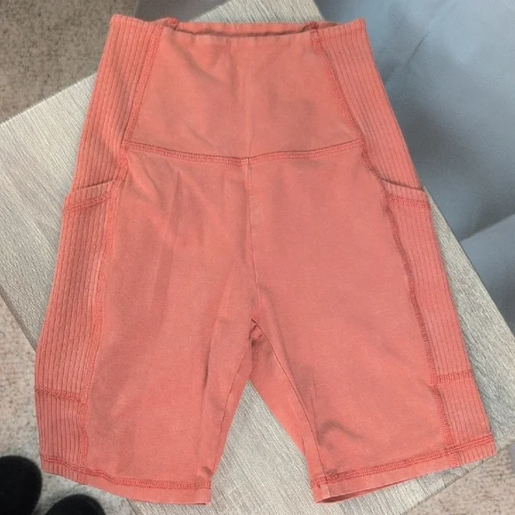 Offline By Aerie High-Waist‎ Bike Shorts with Side Pockets. Burnt Orange Color.