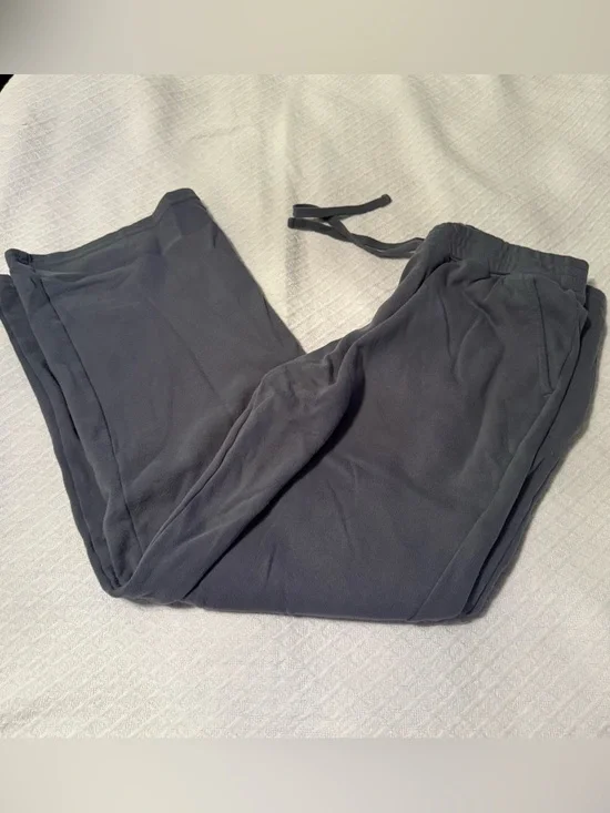 Hollister Charcoal Gray wide leg sweatpants