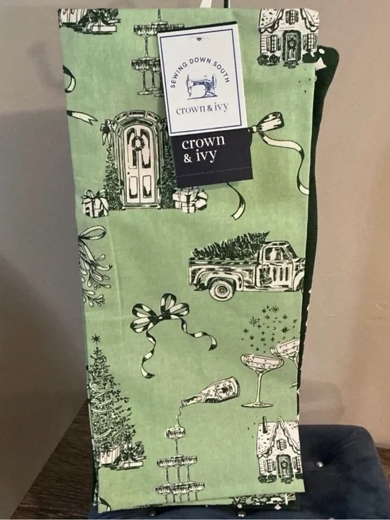 Crown & Ivy X Sewing Down South NWT Cotton Holiday Tea Kitchen Towels 2pc Green