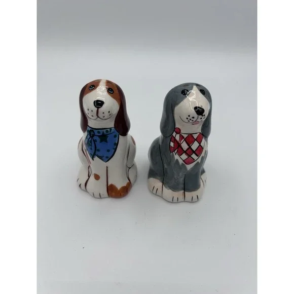 Vtg. Dogs Salt & Pepper Shaker Set Spice Up Your Food With these Cute‎ Doggies