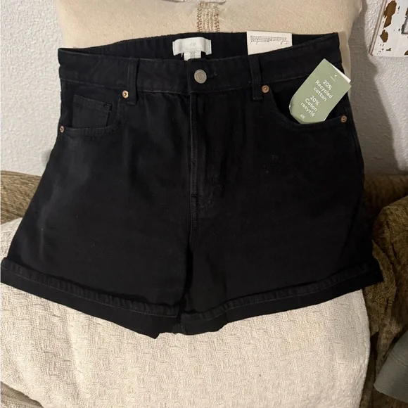 H&M Black Jean Shorts‎