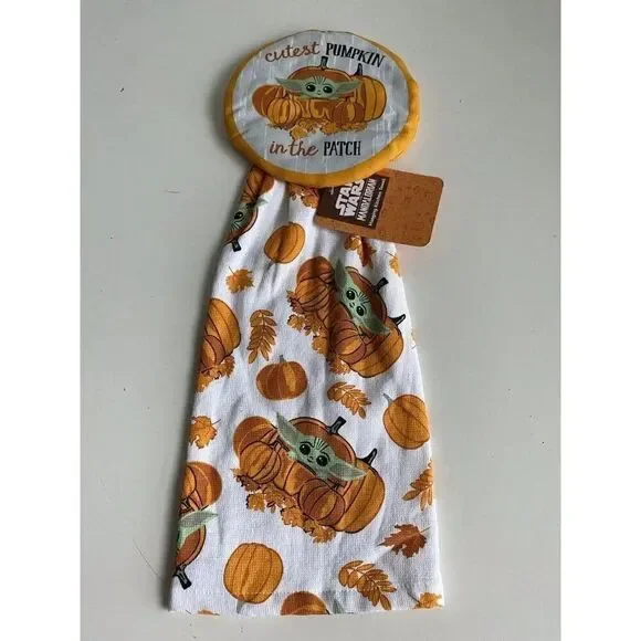 Disney Baby Yoda Grogu Pumpkin‎ Patch Fall Autumn Kitchen Hanging Towel NEW
