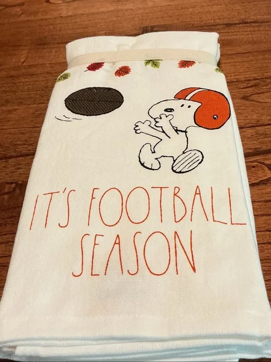 Peanuts x Rae Dunn Football Themed Kitchen Towels - Set of 2