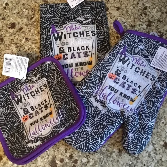 Halloween Holiday Witch Towel Pot Holder Set Bundle