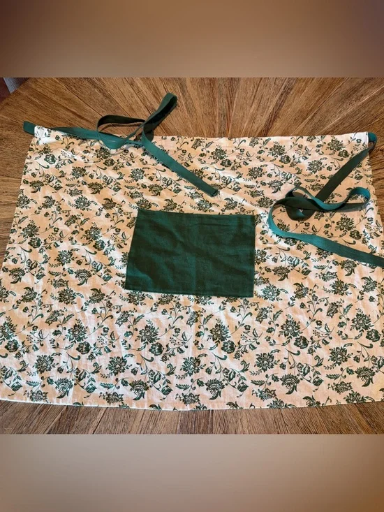 Apron cotton canvas green & white floral botanical print apron with pocket