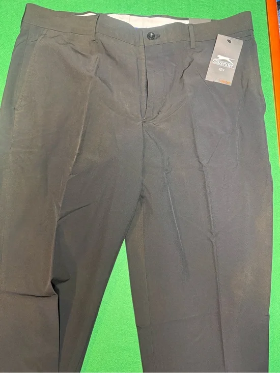Slazenger Men’s Black Flat Front Golf pants