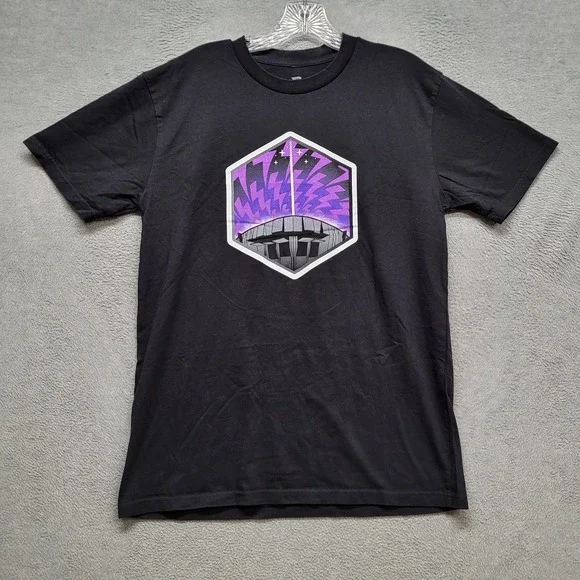 Sacramento Kings Men Shirt M Black Fanatics Graphic Print Light‎ The Beam