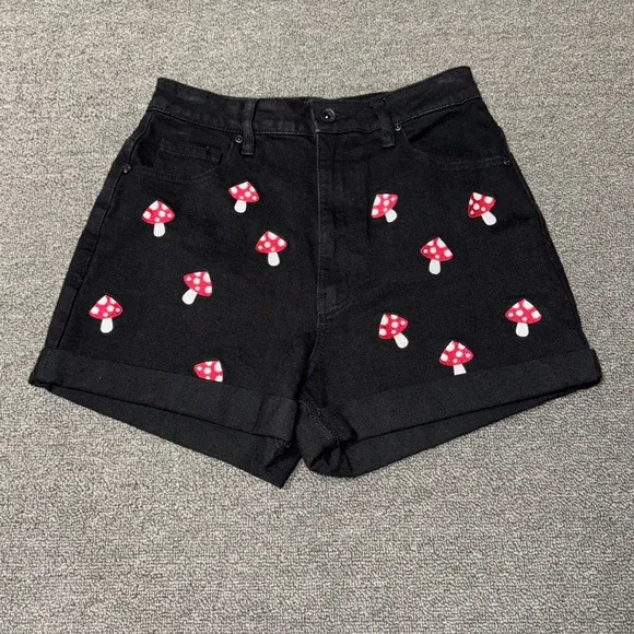 Hot Topic Mushroom Embroidered Black Denim Shorts High Waisted Cuffed Size 3
