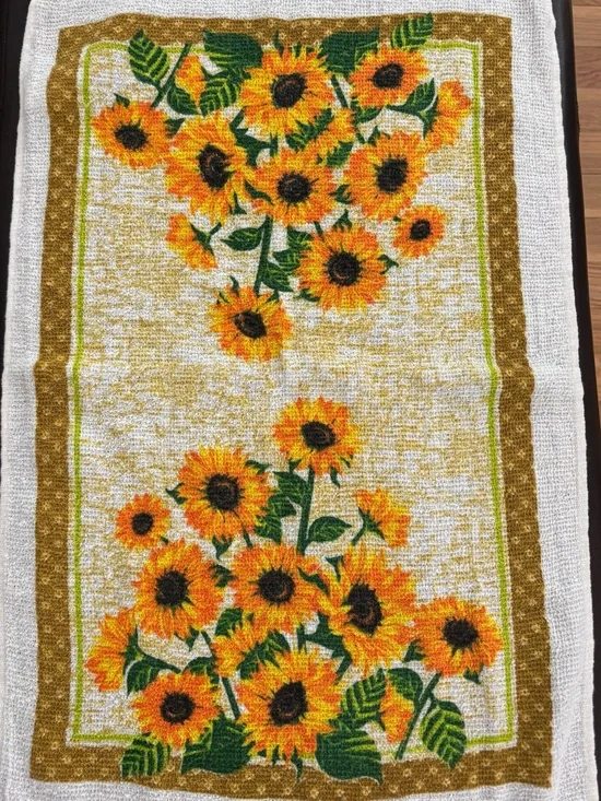 Vintage retro kitchen towel.   1970’s