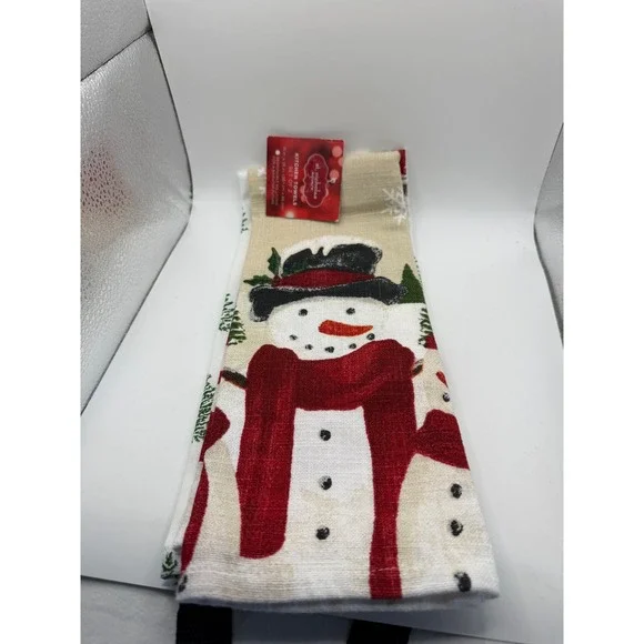 St Nicholas Square Kitchen Towels Set of 2 Snowman Red Truck‎ Holiday Christmas
