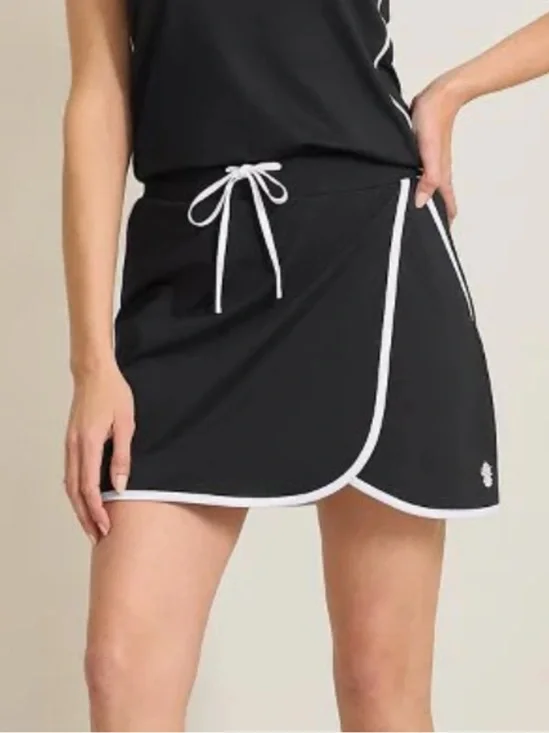 Tommy Bahama Women's Abby Jersey Black/White Trim Lined Golf Skort Size M NWT