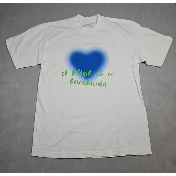 La Tienda de La Tribu Mens White Graphic Print T Shirt Size Medium NWOT‎