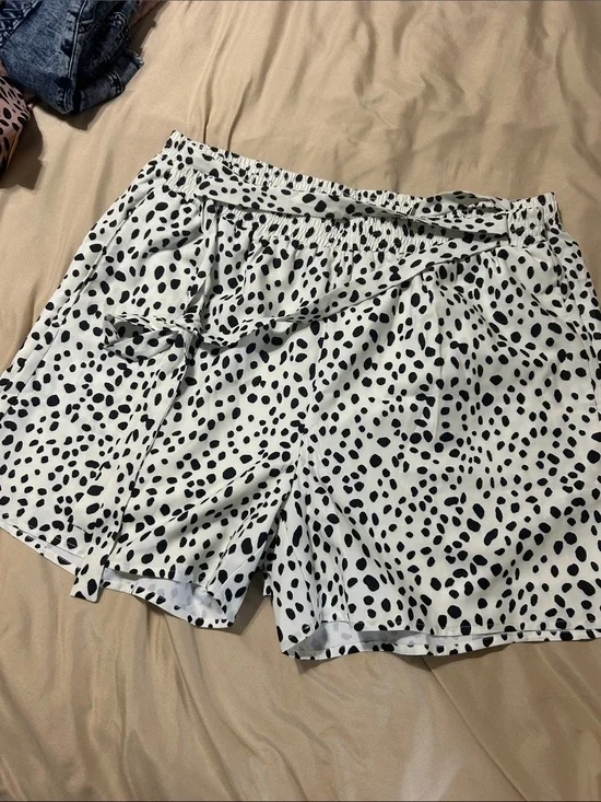 Unk White Shorts with Black Spot Print - High Waist