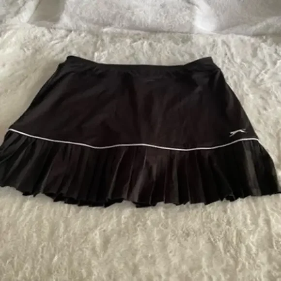 new Slazenger black Golf tennis athletic Skirt skort size medium M