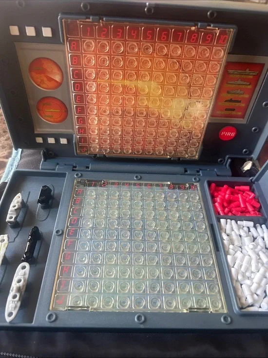 Hasbro Battleship Game Set in Blue with Red & White Pegs