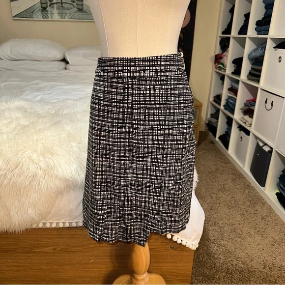 Anne Klein | Faux Wrap Ponte Knit Skirt Geometric Asymmetrical Hem Black White