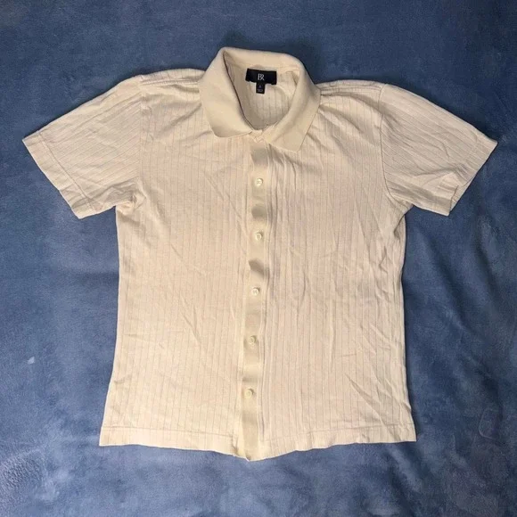 Banana republic cream button up shirt