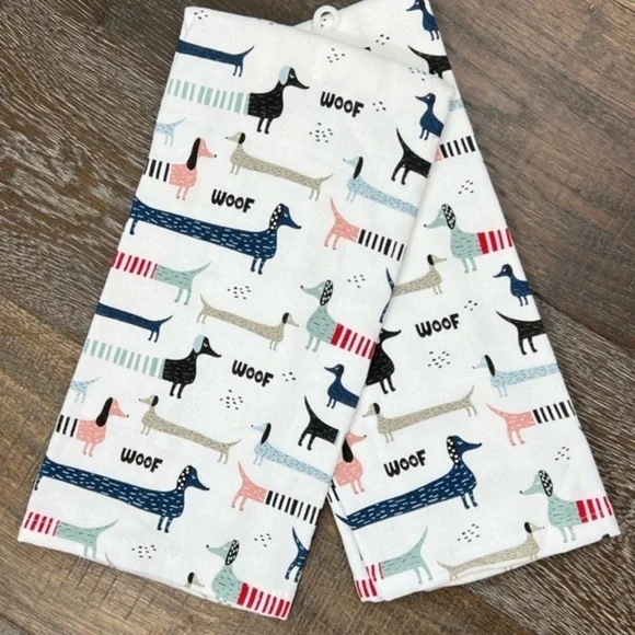Colordrift - ‘Barking Dachshunds’ dis towels (2). NWT *Last One! Firm!