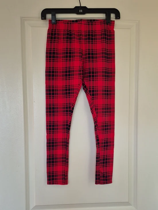 OshKosh B'gosh Red and Black Plaid Leggings